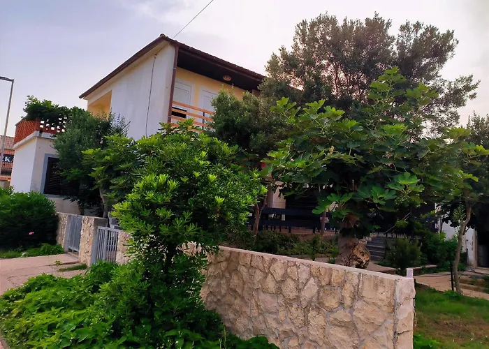 Apartments Orlic
